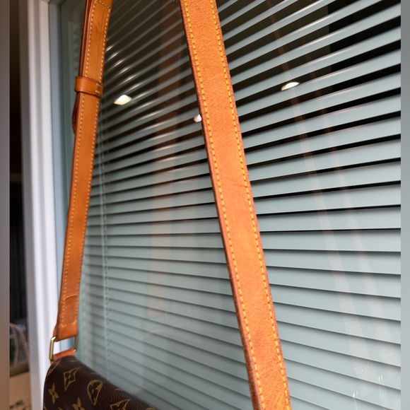 ❤️LV Monogram Musette Bag Crossbody Authentic - Picture 11 of 15